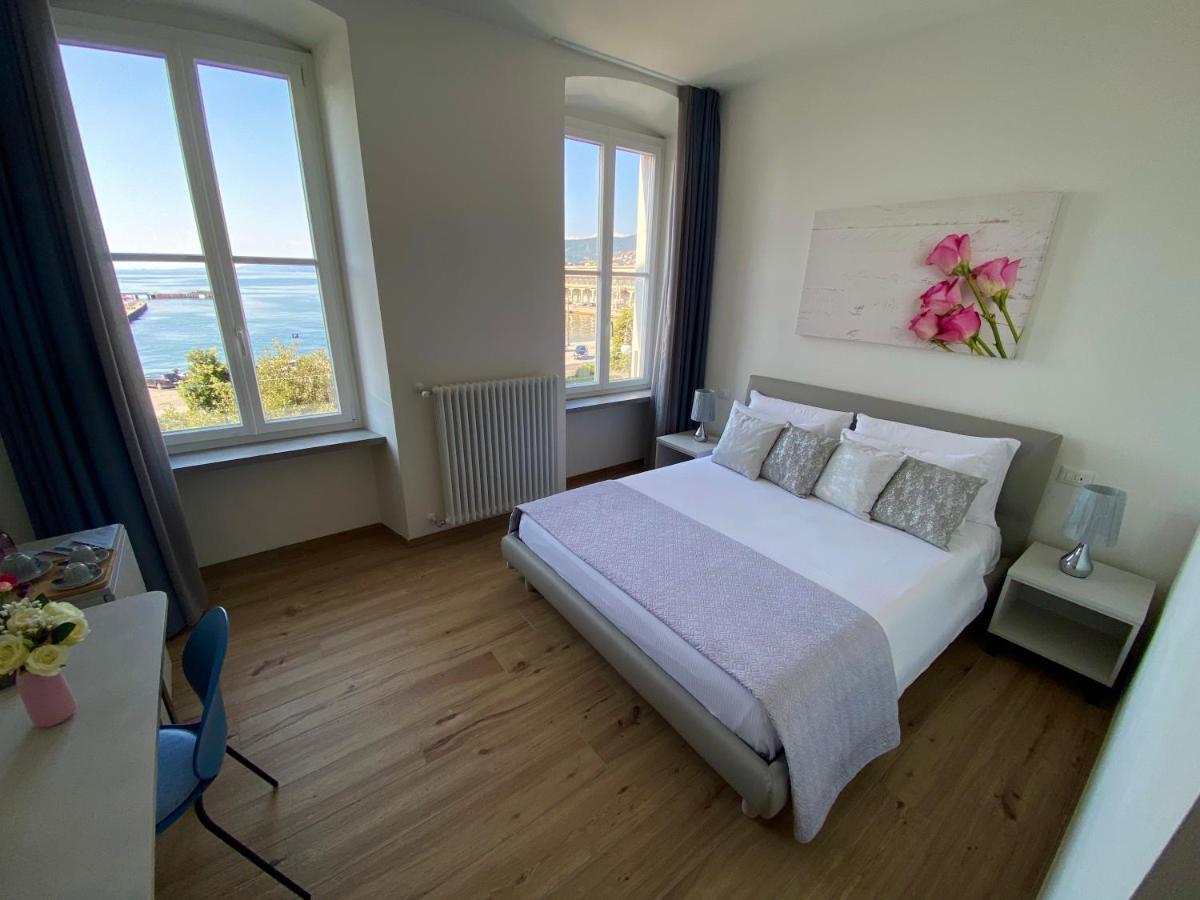 Five Flowers Guest House Trieste Bagian luar foto