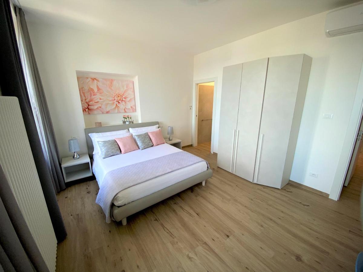 Five Flowers Guest House Trieste Bagian luar foto