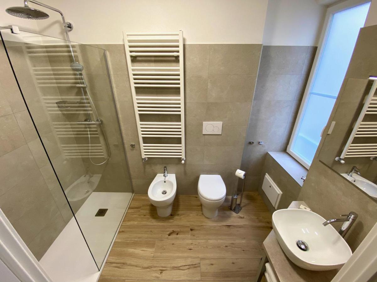 Five Flowers Guest House Trieste Bagian luar foto