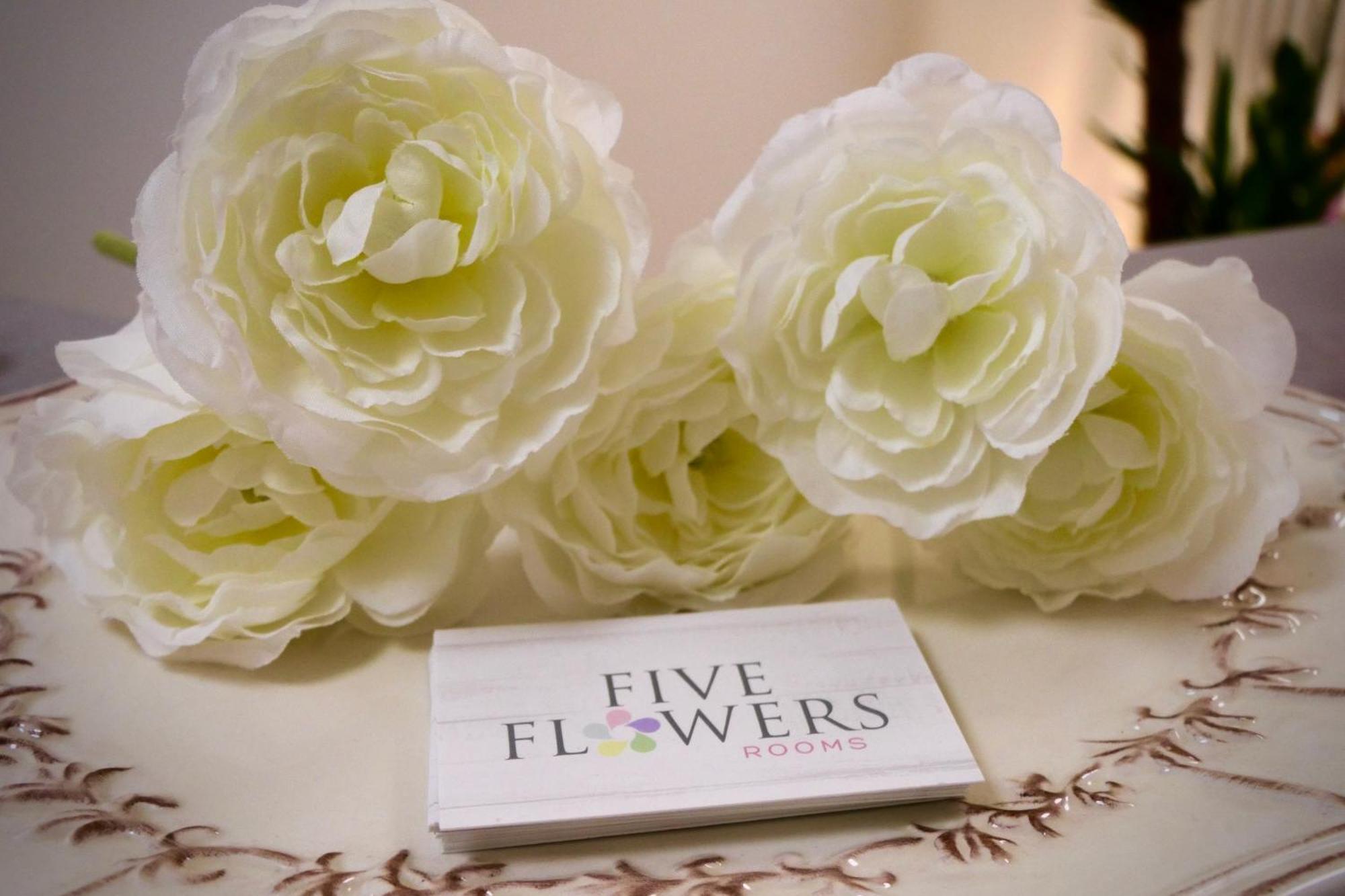 Five Flowers Guest House Trieste Bagian luar foto